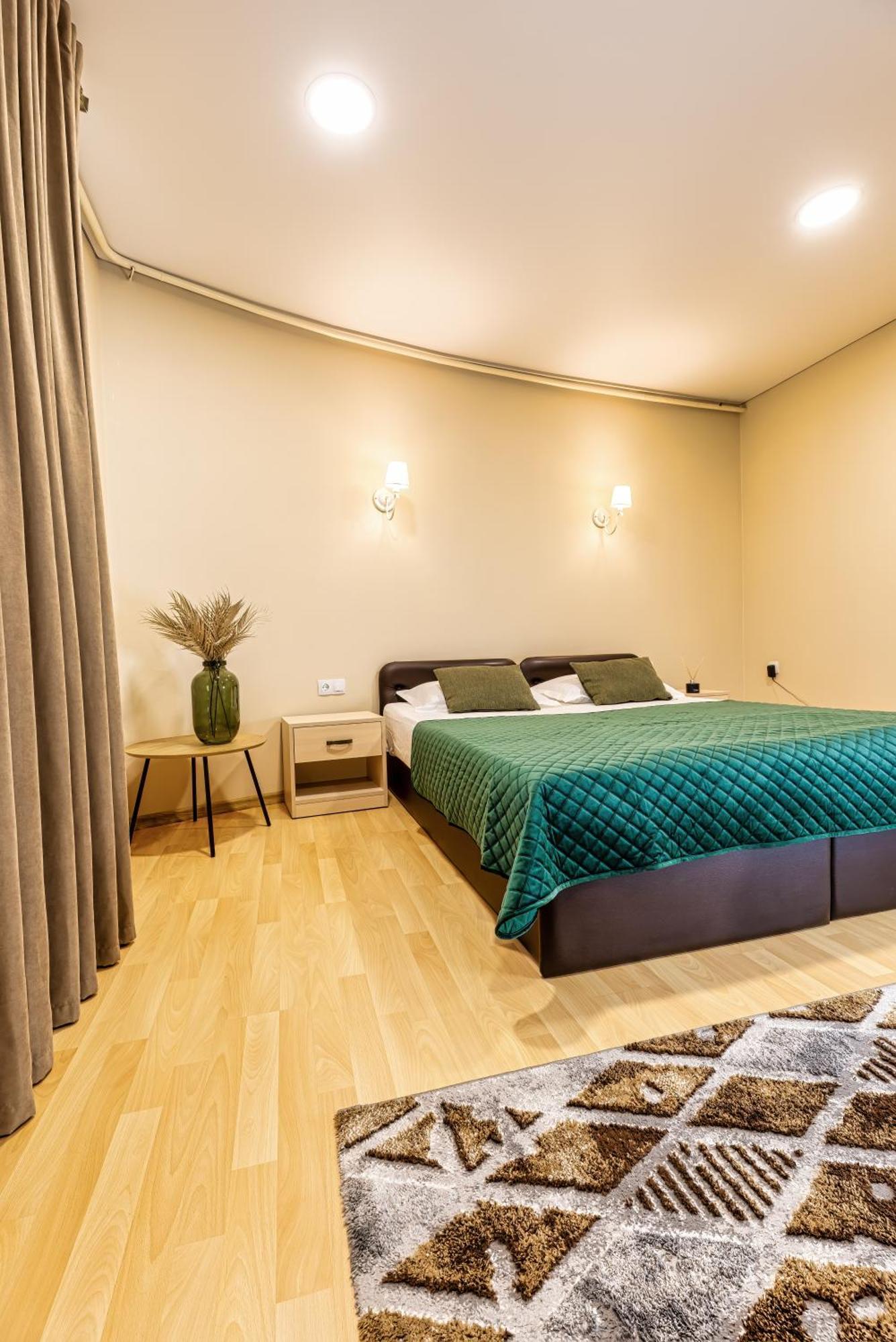 Sv Hotel, Restaurant & Airport Parking Todiresti  외부 사진
